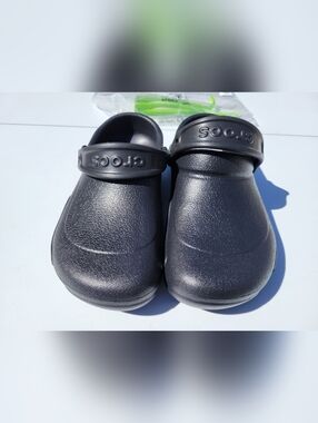 Youth 4Y /WOMENS 6 CROCS BISTRO WORK CLOG SHOE– BLACK – NEW IN BAG